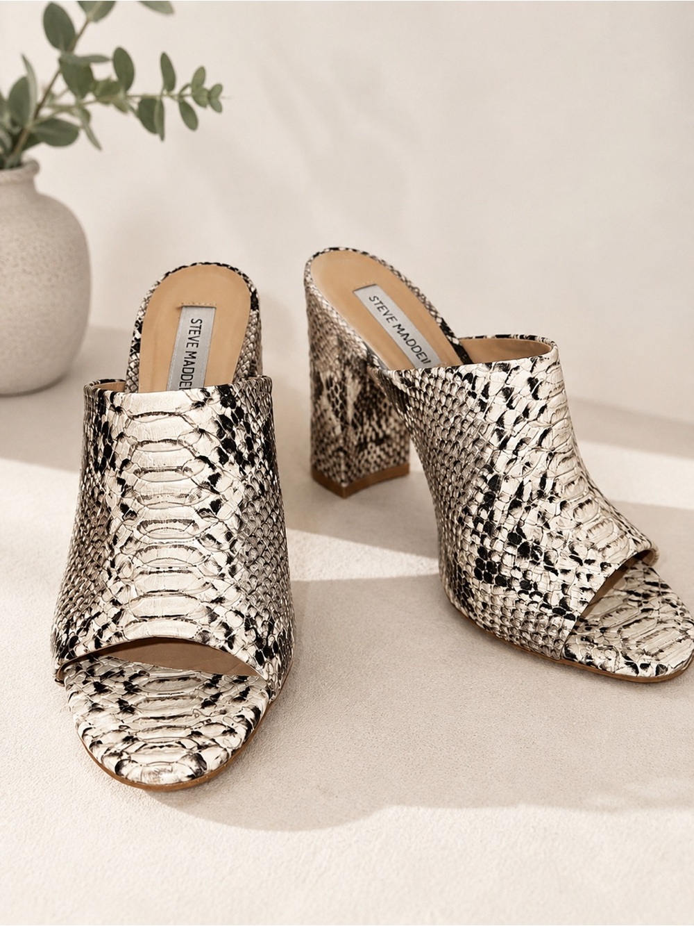 Steve Madden Snakeskin Block Heel Mules Size 9.5